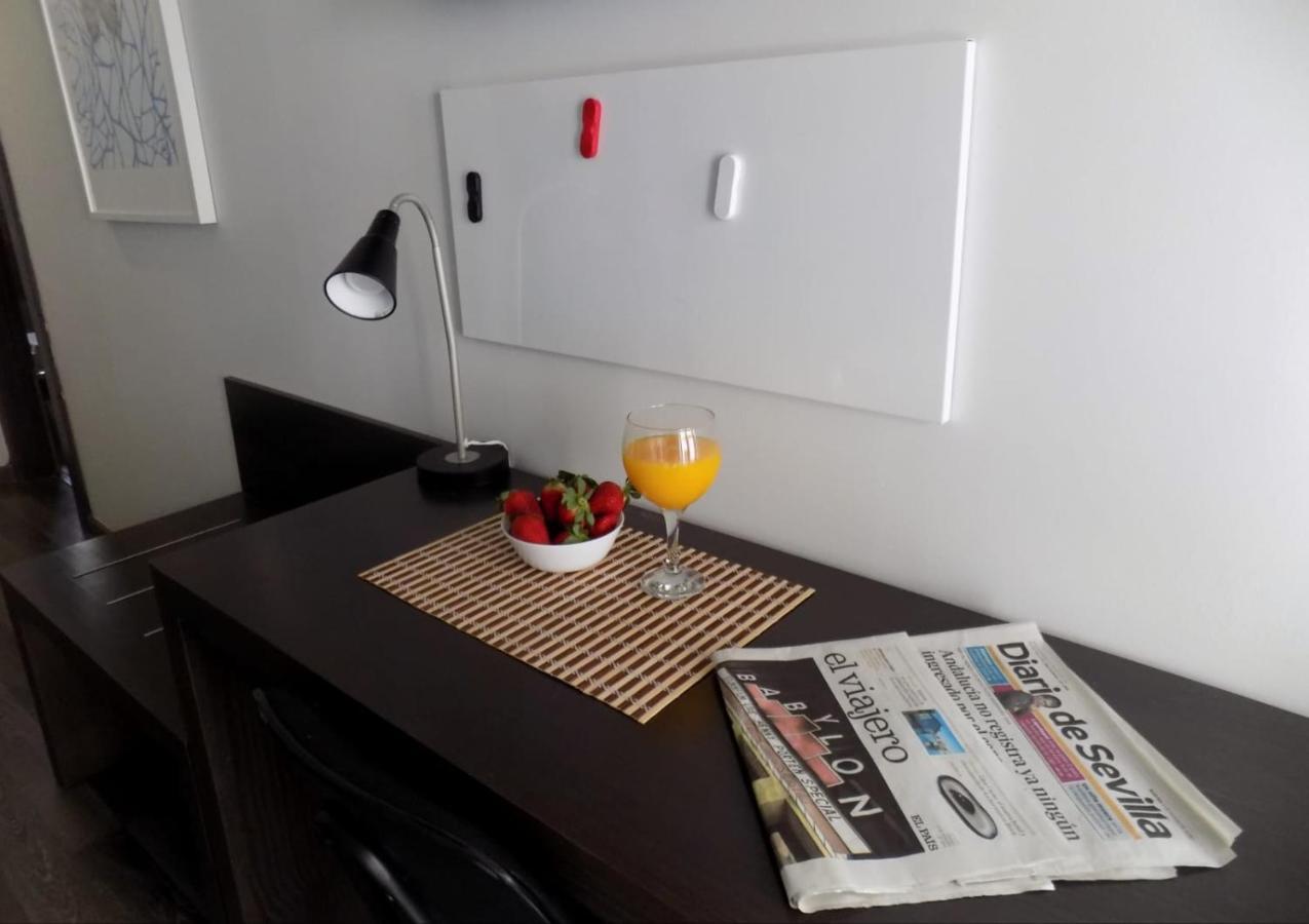 Hostel Residencia Viriato Sevilla Exteriér fotografie