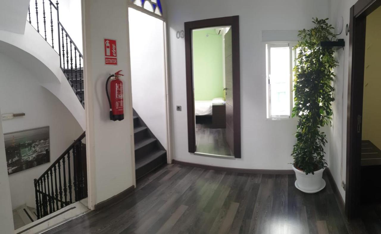 Hostel Residencia Viriato Sevilla Exteriér fotografie