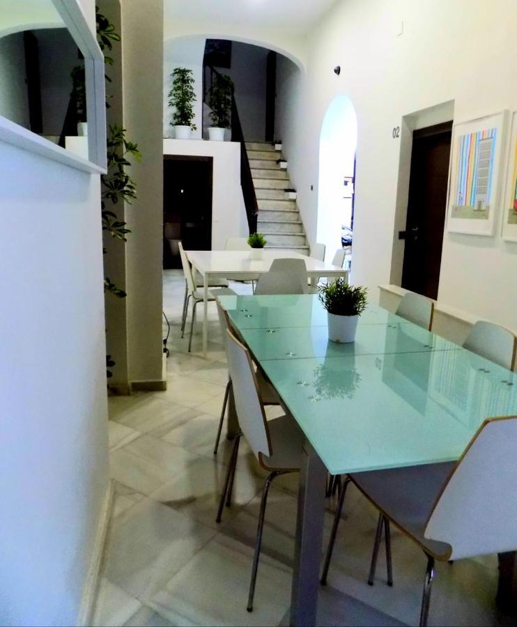 Hostel Residencia Viriato Sevilla Exteriér fotografie