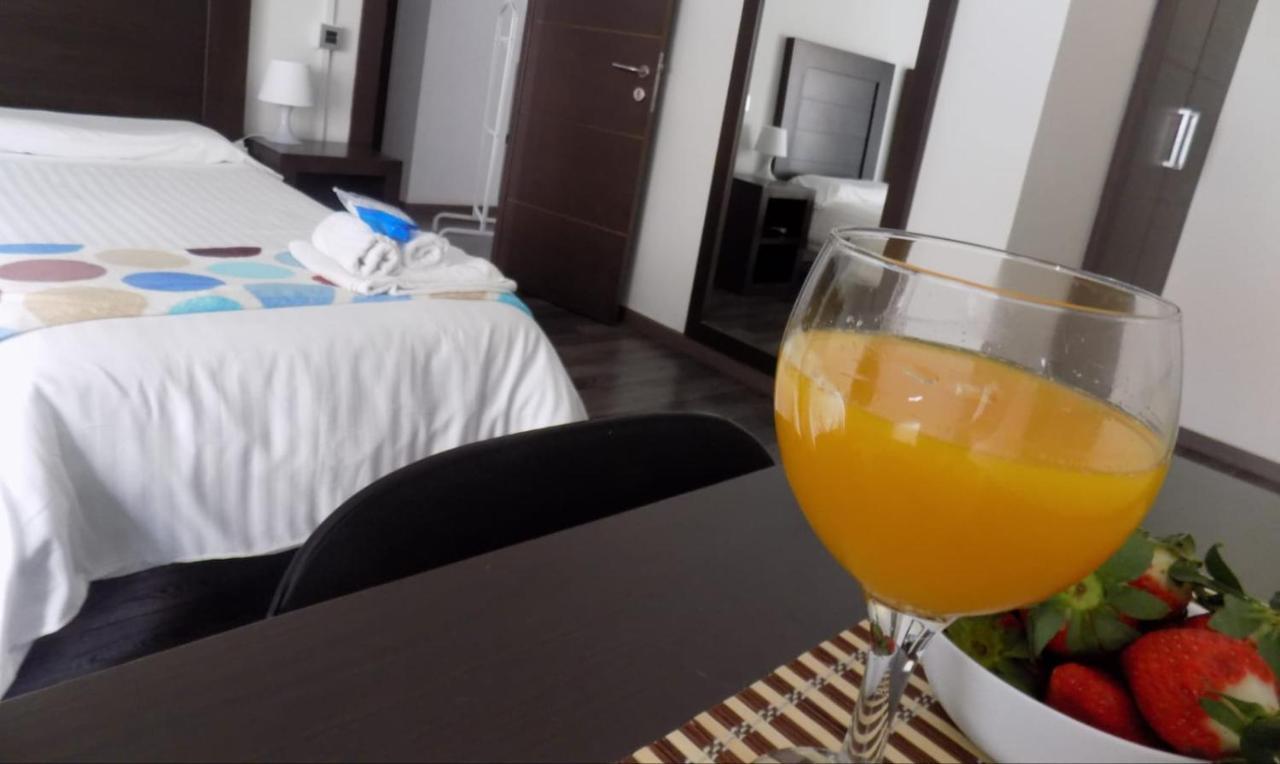 Hostel Residencia Viriato Sevilla Exteriér fotografie